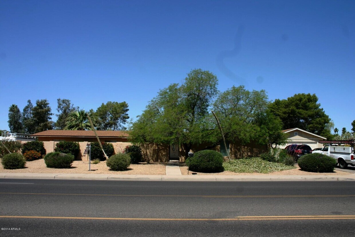 Foto principal - 12228 N 64th St