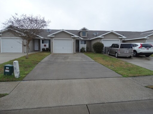 Primary Photo - 1462 Dunhurst Dr