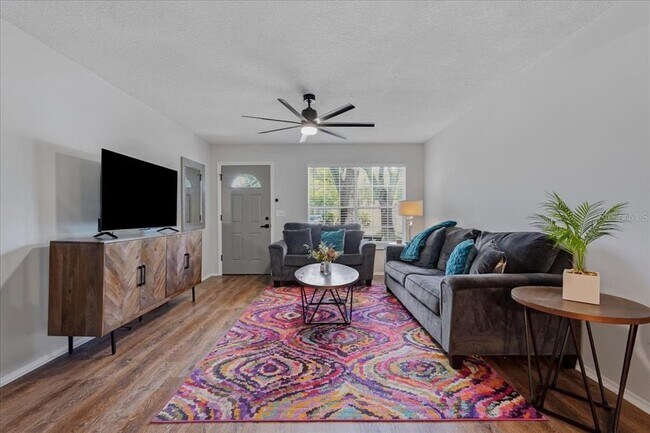 Foto del edificio - 2120 Fletchers Point Cir