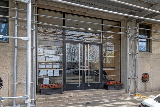 Entrance - 17 Chittenden Ave