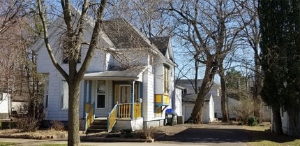 Building Photo - 437 Union St