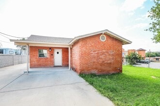 Building Photo - 2610 Springfield Ave