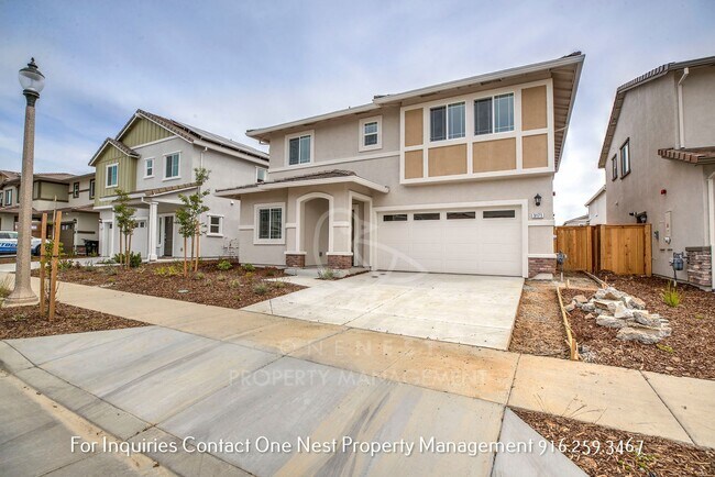 Foto del edificio - Modern Luxury in West Lincoln's Independen...