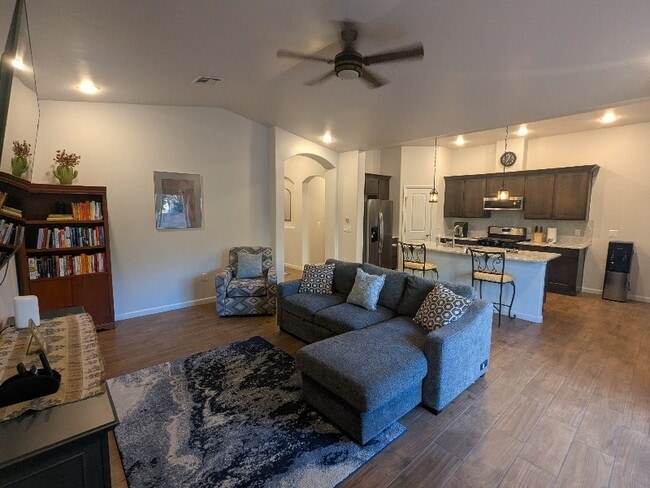 Building Photo - 4025 Spotted Dove Dr