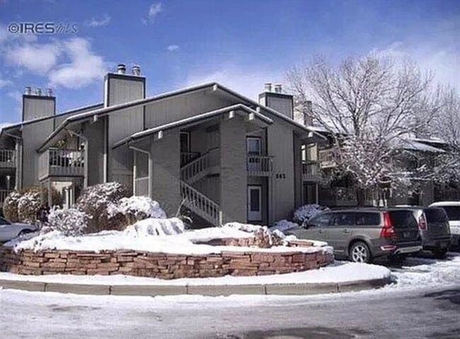 Building Photo - 665 Manhattan Dr