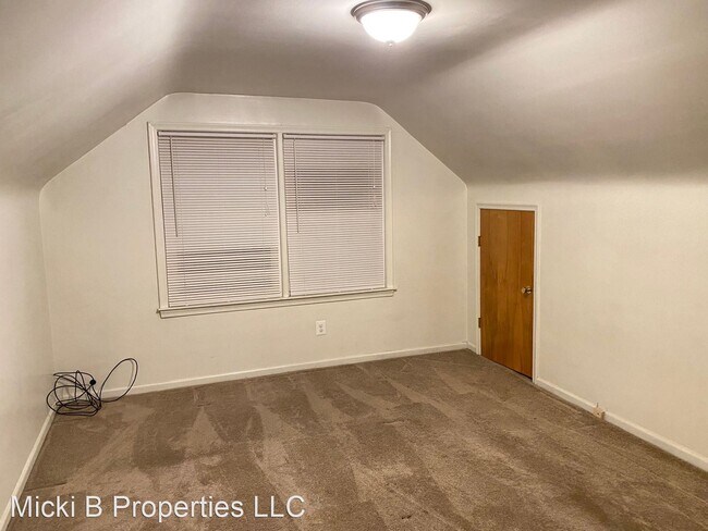 Building Photo - 3 br, 2 bath House - 9184 Dixie