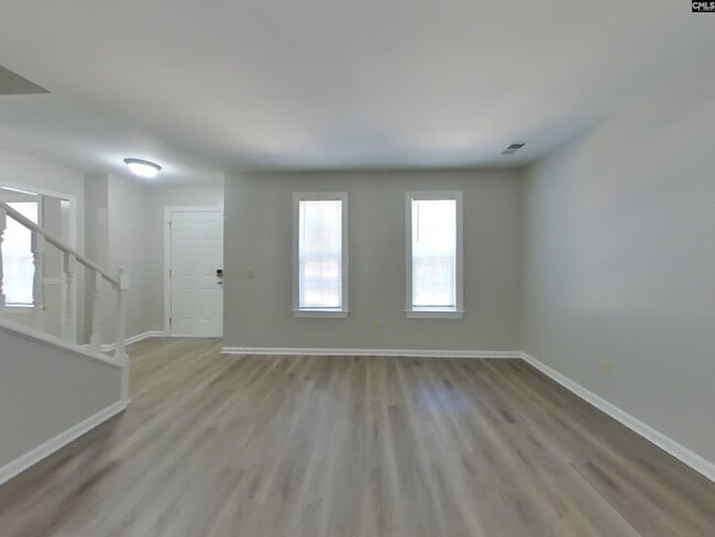 Building Photo - 120 Kenton Dr