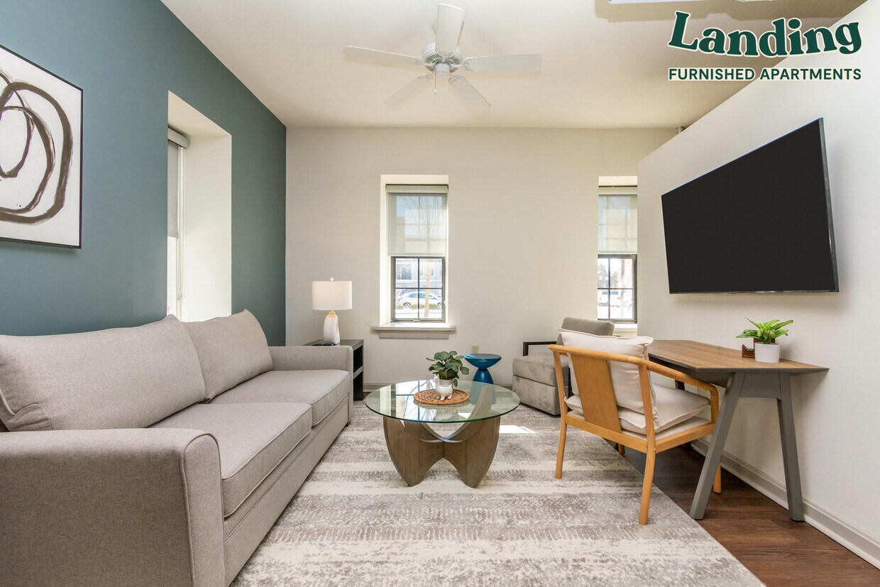 Foto principal - 345 E Deshler Ave