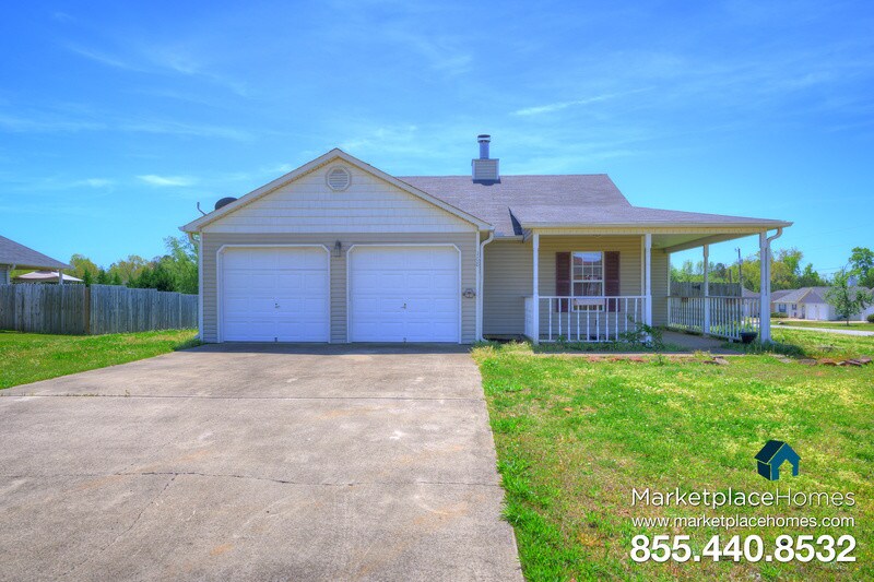 Primary Photo - 168 Fox Haven Ln