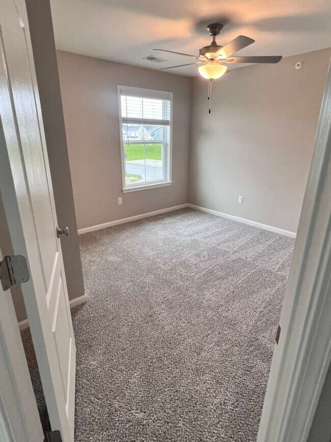 Foto del edificio - 2659 Verdant Ln
