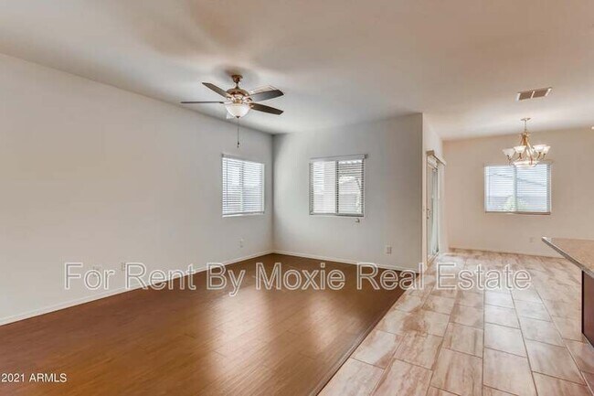 Foto del edificio - 325 E Kona Dr