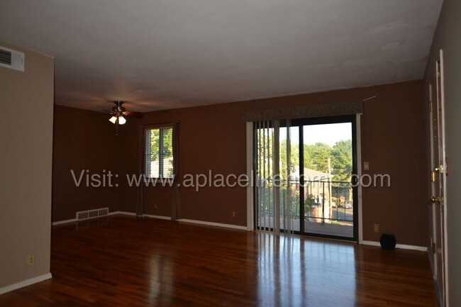Building Photo - 8215 Santa Fe Dr