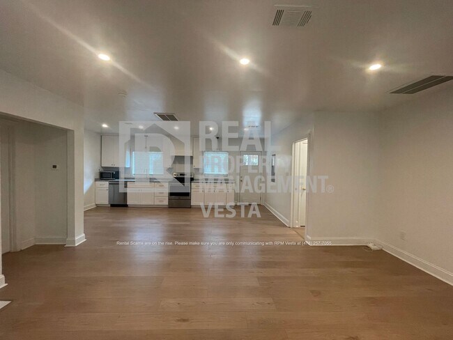 Foto del edificio - Stunning Four Bedroom Home in North Macon ...
