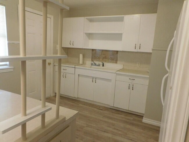 Foto del edificio - 2207 NW 22nd St