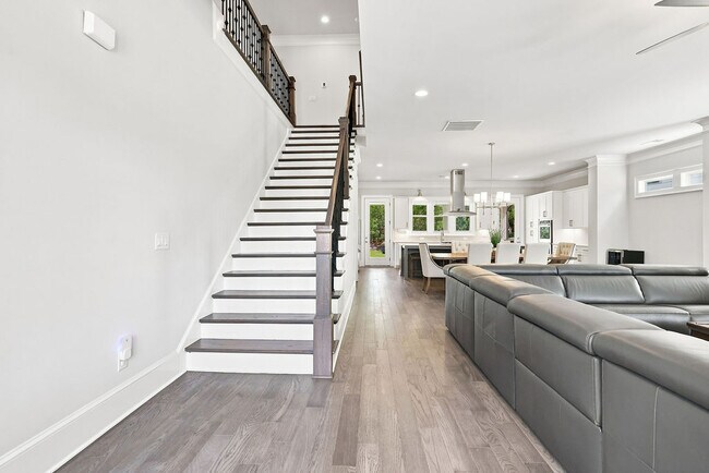 Foto del edificio - 3045 Barnes Mill Ct