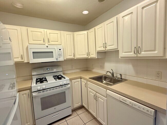 Building Photo - 111 W 8th St