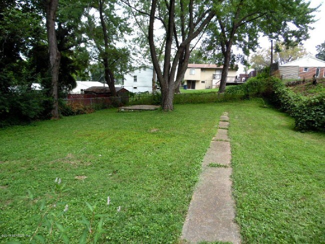 Building Photo - 6150 Dupree Ave