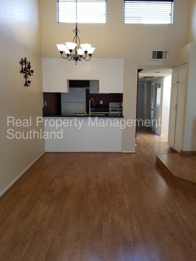 Foto principal - 10704 Colima Rd