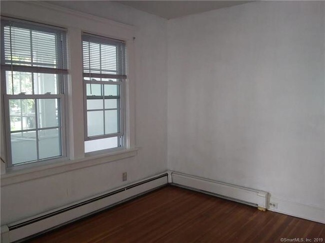 Foto del edificio - 10 Park Ln