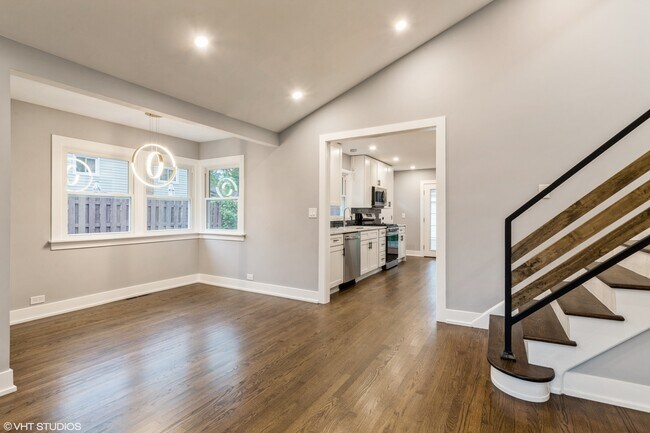 Foto del edificio - 732 W Millers Rd