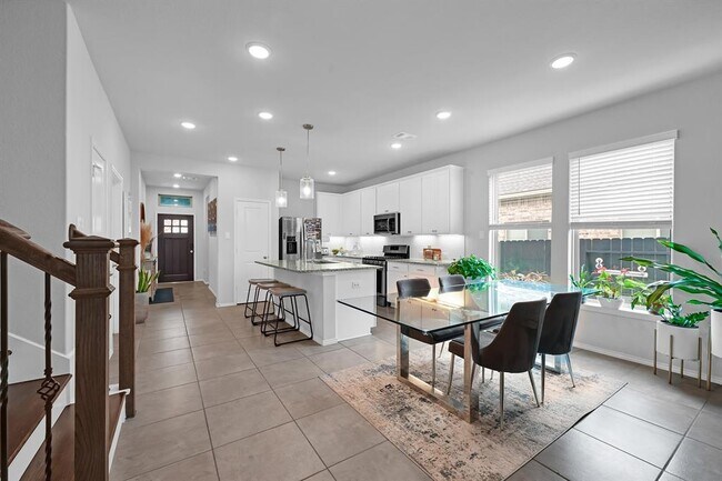 Building Photo - 2103 Granite Pass Dr