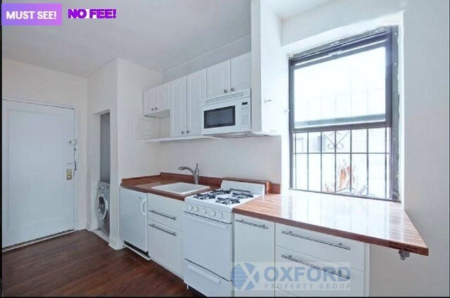 Foto principal - 168 E 2nd St