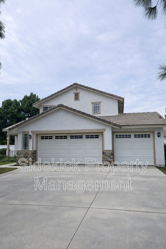 Foto del edificio - 1054 Fox Ct