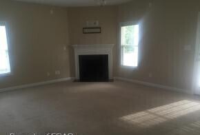 Building Photo - STEEPLECHASE
