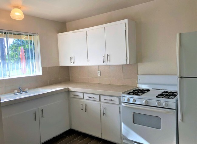 Foto del edificio - 715 W Cinnabar Ave