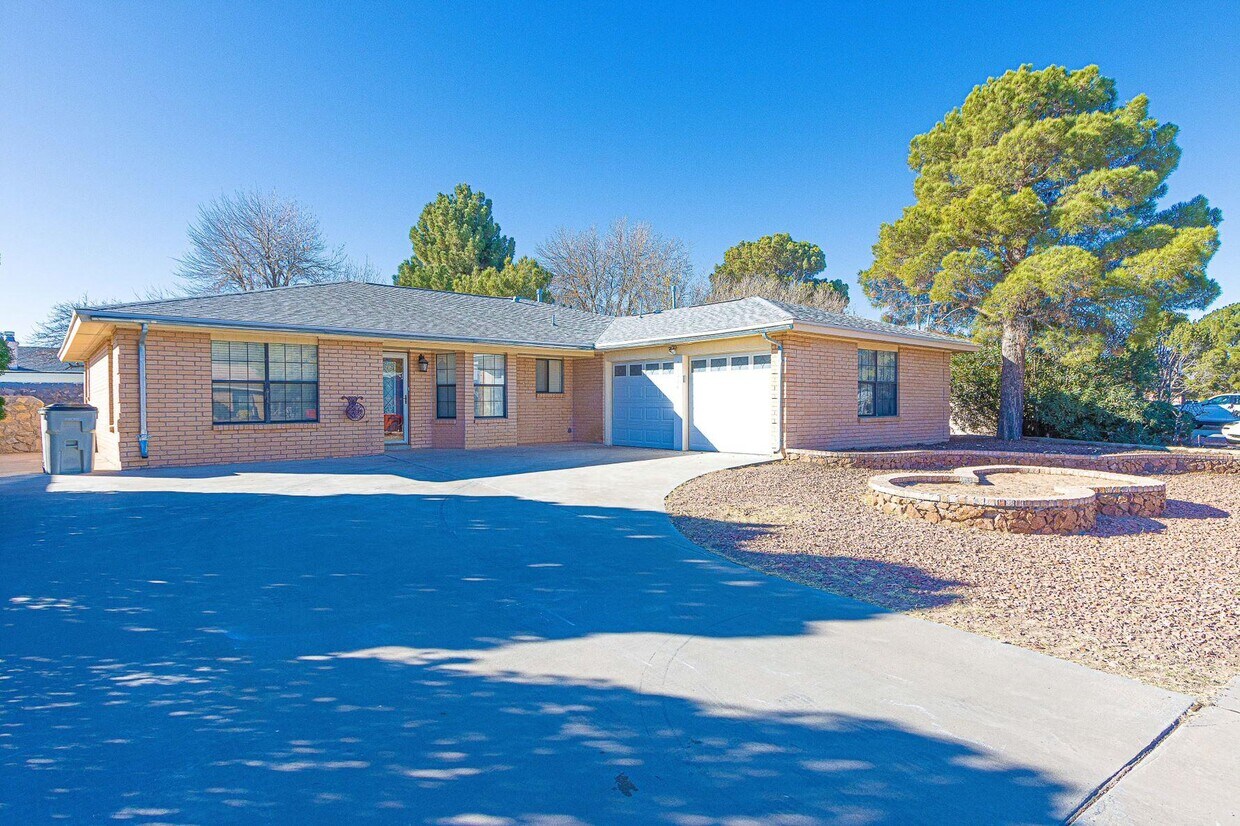 Primary Photo - 11224 Signal Ridge Dr