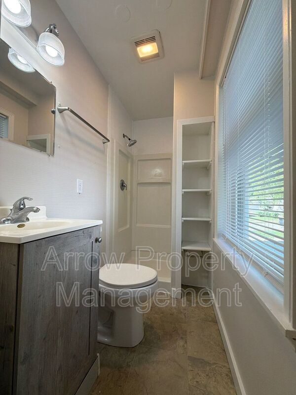 Foto del edificio - 411 7th St