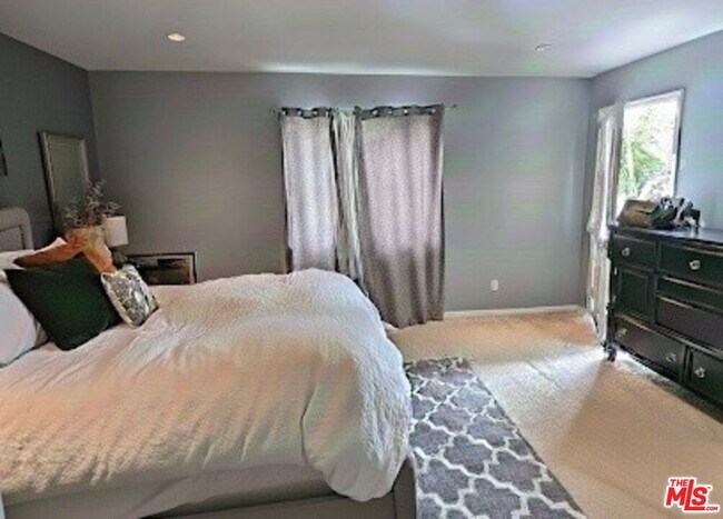 Foto del edificio - 2317 S Harcourt Ave