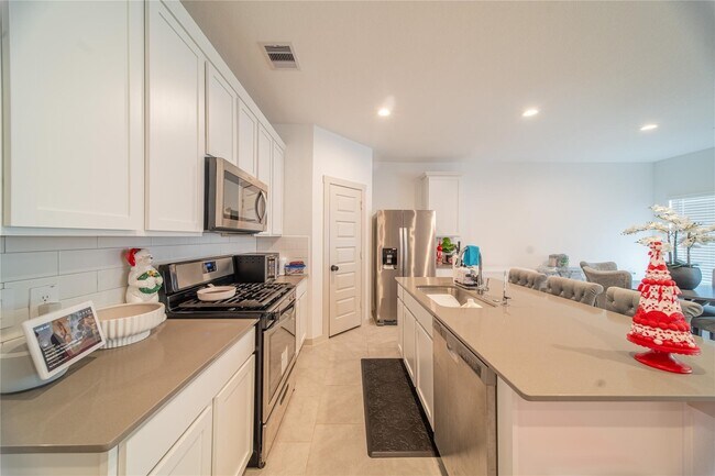 Building Photo - 28923 Yachting Pt Ct