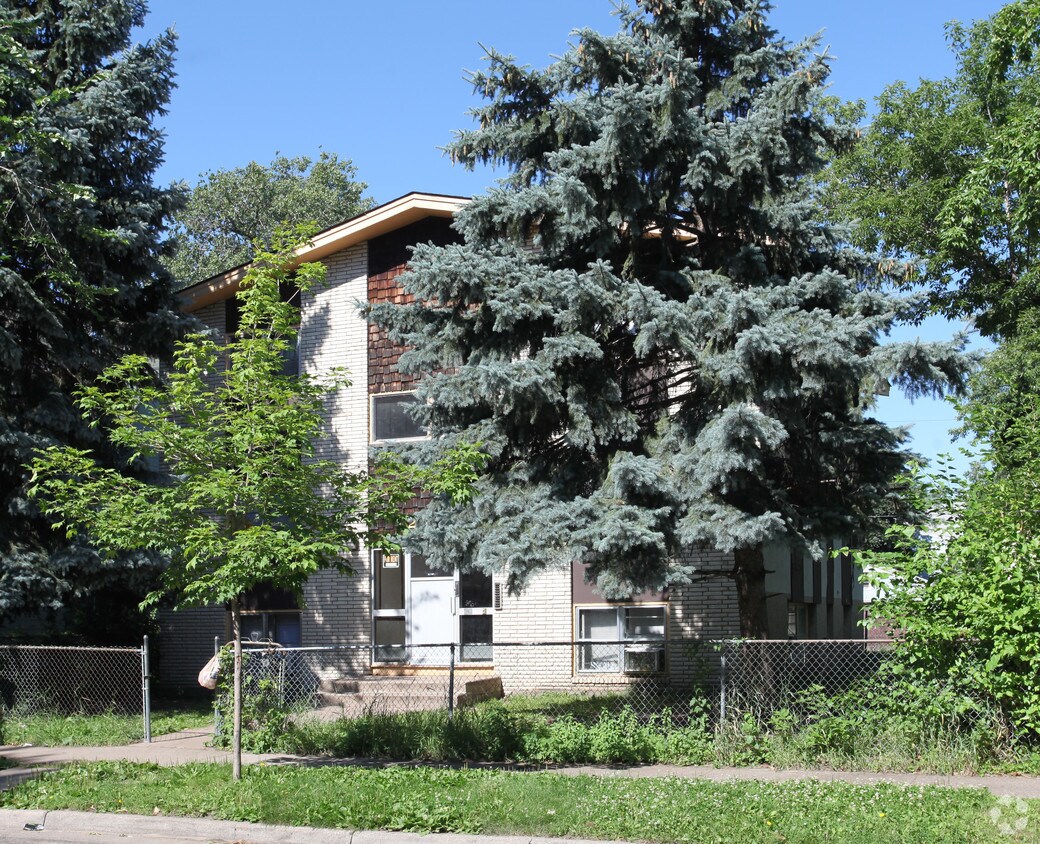 Primary Photo - 2528 17th Ave S