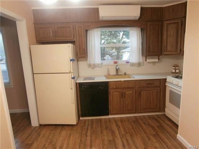 Building Photo - 46 W Orangeburg Rd