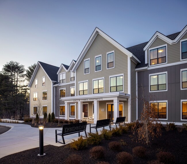 Building Photo - 68 Nicklaus Ln