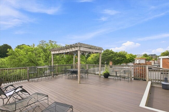 Photo - 9 Strathmore Road Apt #N, Brookline, MA 02445 - 4 BR 2 BA condo