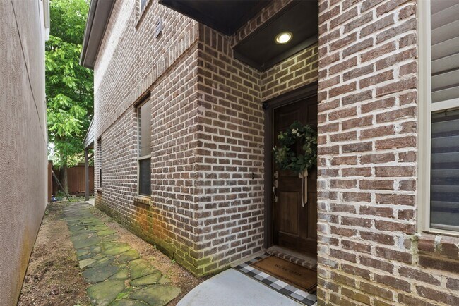 Foto del edificio - 5929 Kansas St