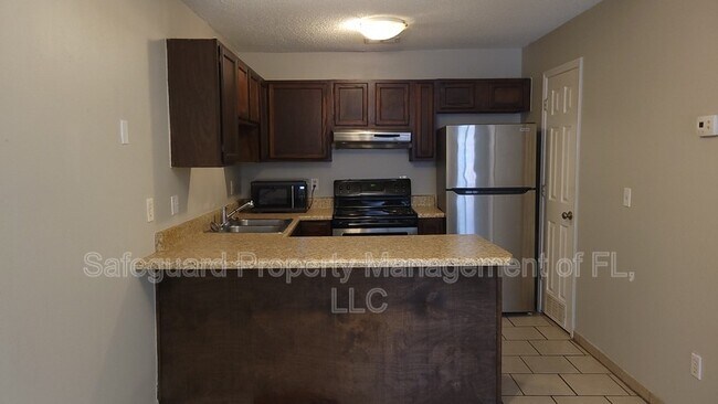 Foto del edificio - 6332 W Fairfield Dr