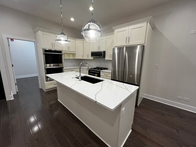 Foto del edificio - 4819 Main St