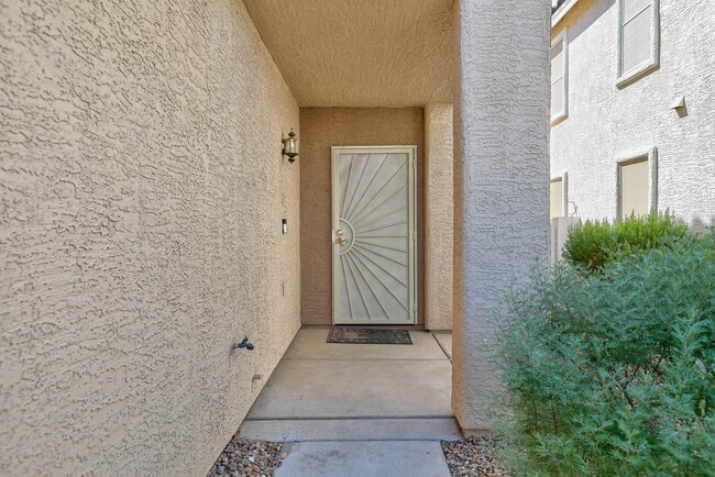 Foto del edificio - 135 Pebble Ridge Rd
