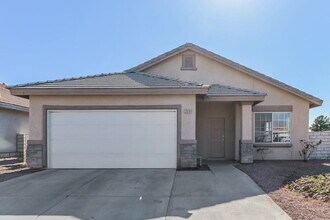 Building Photo - 2519 Hollow Oak Ave