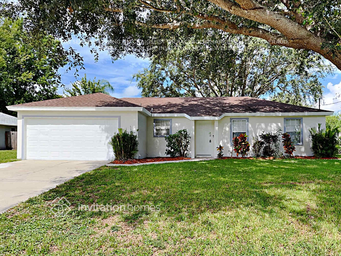 Foto principal - 6430 Alleghany Ave
