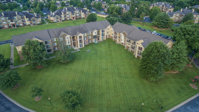 Building Photo - 1100 Crystal Spring Ln