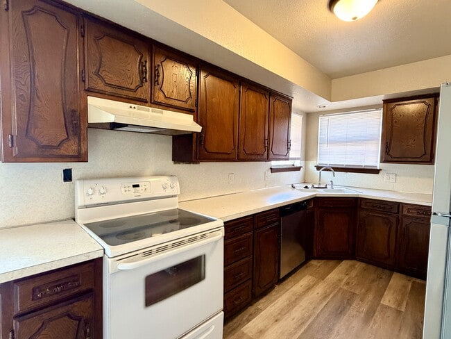 Building Photo - 1402 N 19th St