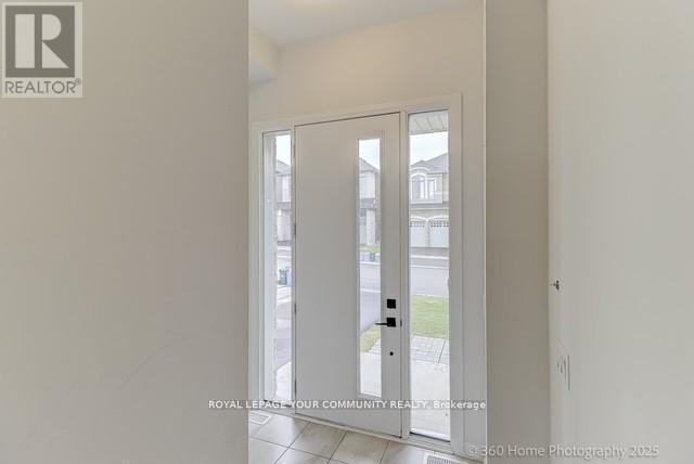 Building Photo - 43 Tipp Dr