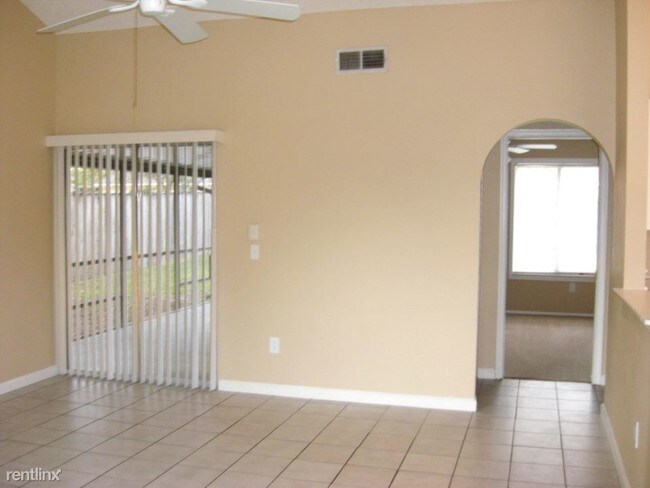 Building Photo - 10631 Fascination Ln
