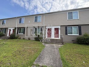Building Photo - 2140 Ingleside Ave