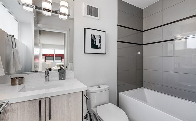 Foto del edificio - 730 26th Ave S