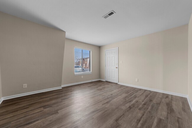 Foto del edificio - 517 W Market St